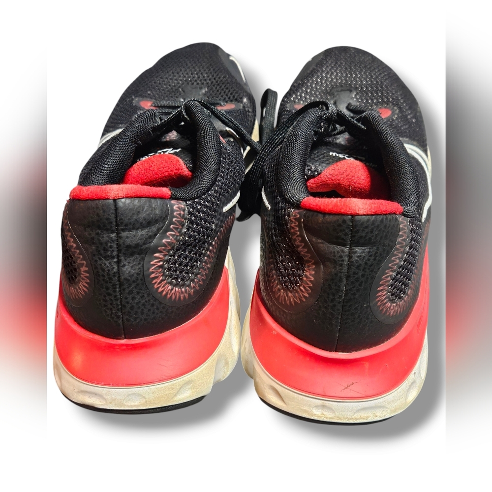 Nike Renew Run Black and Red Athletic Shoes, Size 10 - Picture 5 of 6